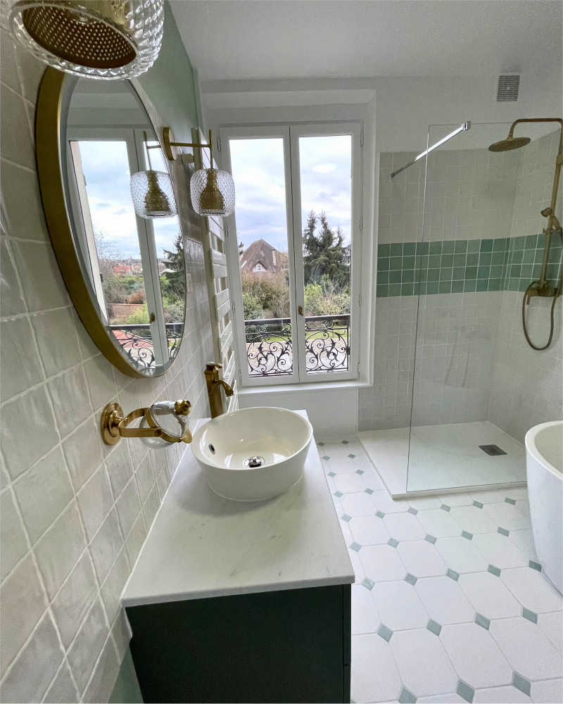 Salle de bains rénovée par Originatelier