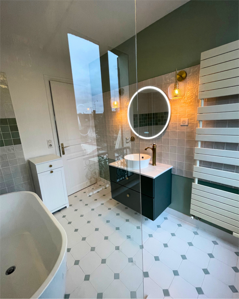 Salle de bains rénovée par Originatelier